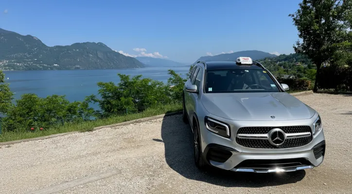 visite et tourisme aix les bains avec un taxi et un chauffeur
